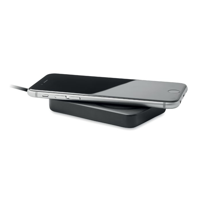 DOUBLETIC - Powerbank mit Ladestation 15W